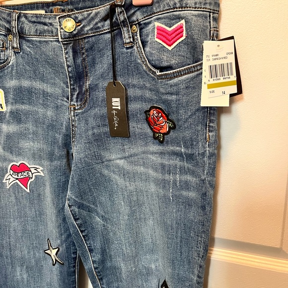 KUT FROM THE KLOTH NWT AUTHENTIC “CATHERINE BOYFRIEND” WITH PATCHES FRAYED JEAN - Picture 8 of 17